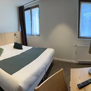 https://fleurs-et-aussois.hotels-rhonealpes.com