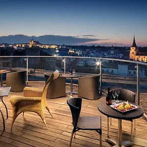 https://design-metropol-hotel-prague.praguehotelsweb.com
